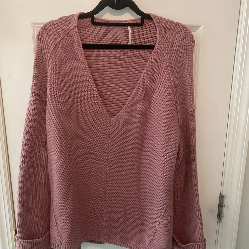 Free People Deep V Sweater.  Small.  Rose/blush color.